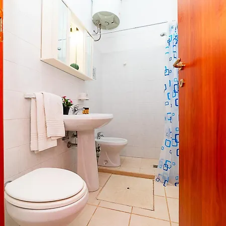 Holiday home Gina A 2 Minuti Da Solo Sabbia *